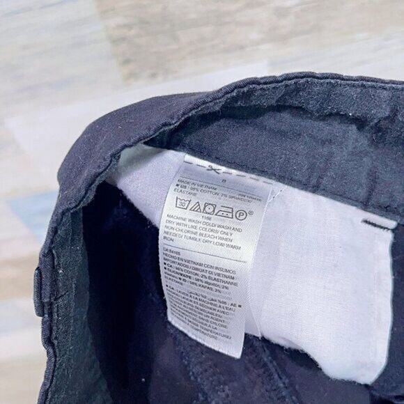 OLD NAVY Mid Rise Everyday Chino Short Black Cotton Womens 8 - Picture 4 of 4